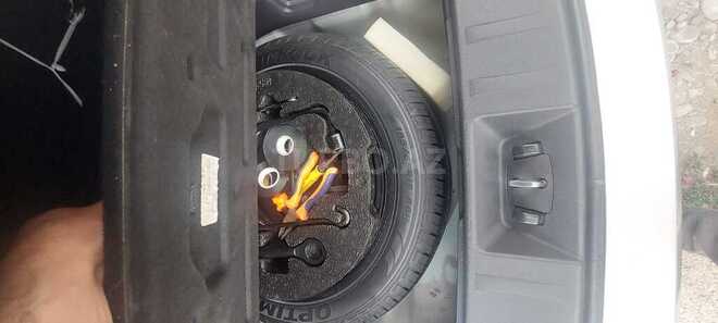 Hyundai i30 2011, 240,500 km - 1.4 l - Xudat