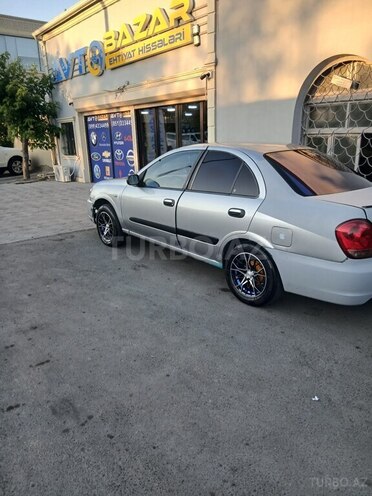 Nissan Sunny 2010, 570,775 km - 1.6 l - Bakı