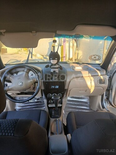 Nissan Sunny 2010, 570,775 km - 1.6 l - Bakı