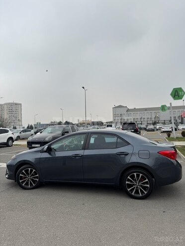 Toyota Corolla 2017, 11,195 km - 1.8 l - Bakı