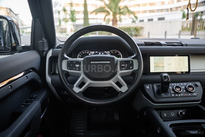 Land Rover Defender-18