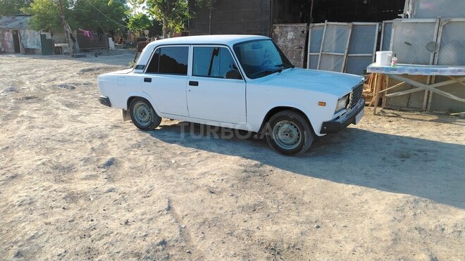 LADA (VAZ) 2107 2009, 15,951 km - 1.6 л - Şirvan