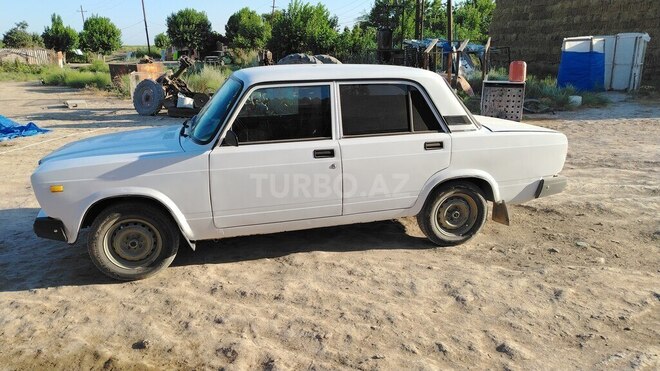 LADA (VAZ) 2107 2009, 15,951 km - 1.6 л - Şirvan