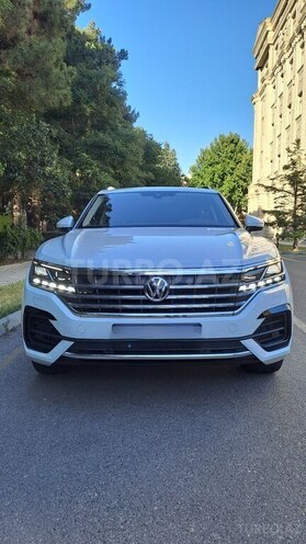 Volkswagen Touareg 2019, 21,700 km - 3.0 л - Bakı