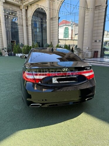 Hyundai Grandeur 2015, 151,680 km - 2.2 l - Bakı