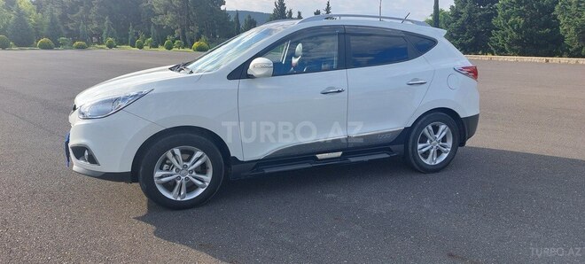 Hyundai ix35 2011, 126,000 km - 2.0 l - Qax