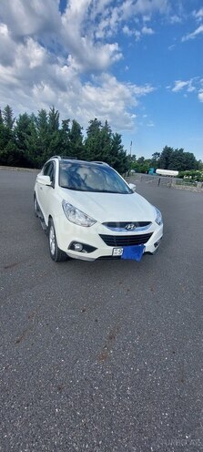 Hyundai ix35 2011, 126,000 km - 2.0 l - Qax