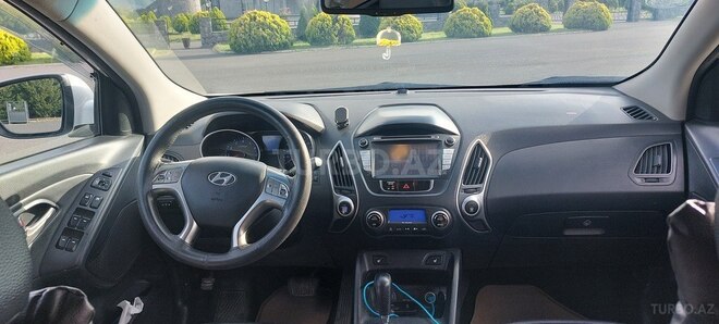Hyundai ix35 2011, 126,000 km - 2.0 l - Qax