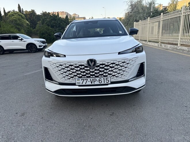 Changan CS 55 Plus 2025, 0 km - 1.5 л - Bakı