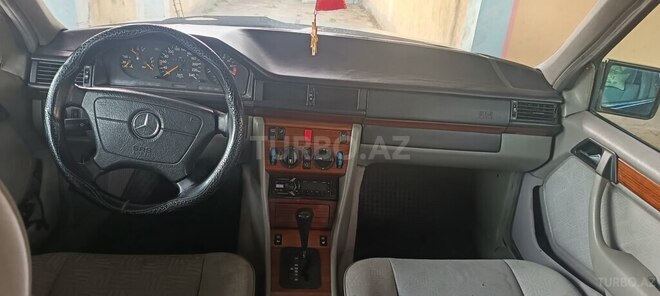 Mercedes E 220 1995, 600,852 km - 2.2 l - İmişli