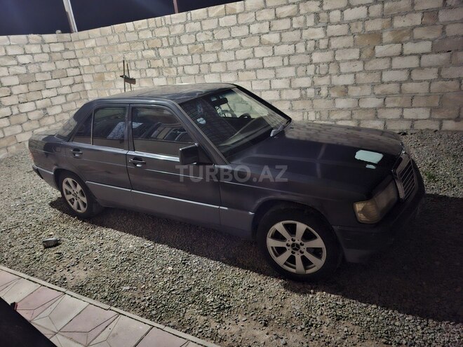 Mercedes 190 1990, 240,000 km - 2.0 л - Tovuz
