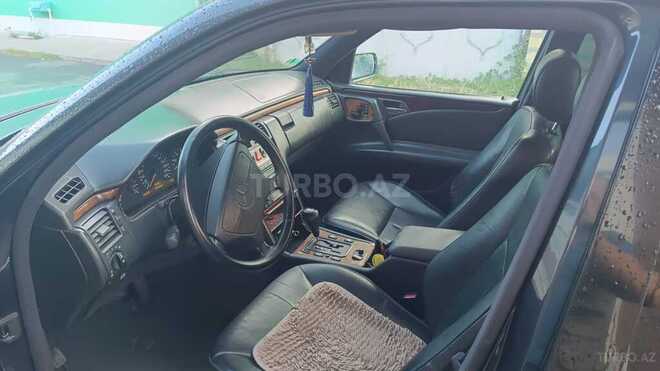 Mercedes E 280 1998, 255,400 km - 2.8 l - Oğuz
