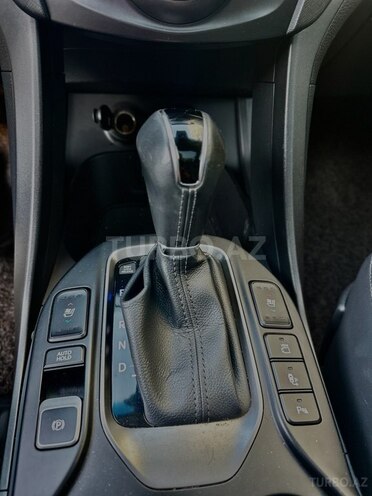 Hyundai  2016, 179,000 km - 2.2 л - Bakı