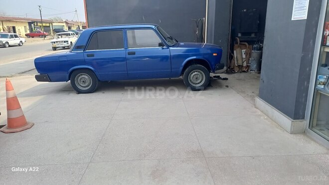 LADA (VAZ) 2107 2005, 75,000 km - 1.6 л - Şirvan