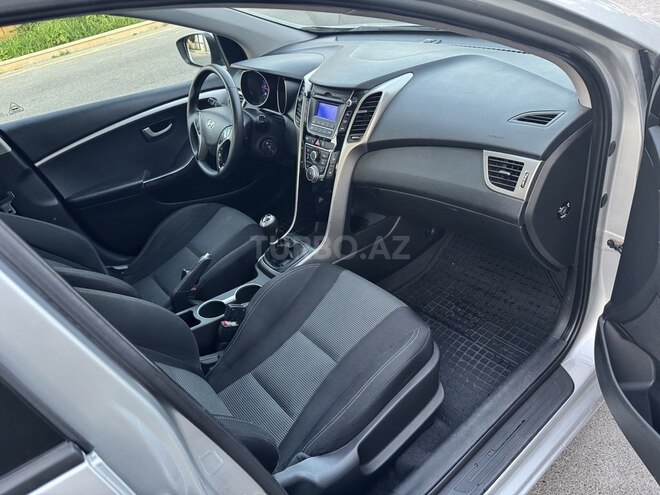Hyundai i30 2014, 172,000 km - 1.6 л - Bakı