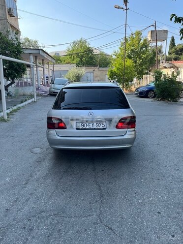 Mercedes E 220 d 2006, 326,829 km - 2.2 l - Bakı