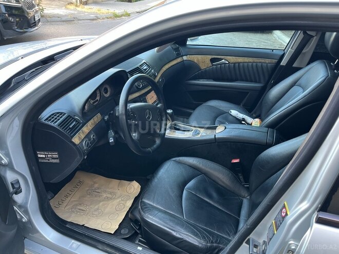 Mercedes E 220 d 2006, 326,829 km - 2.2 l - Bakı