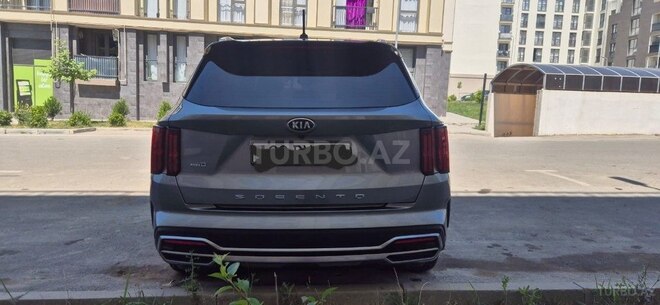 Kia Sorento-2