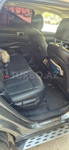 Kia Sorento-7