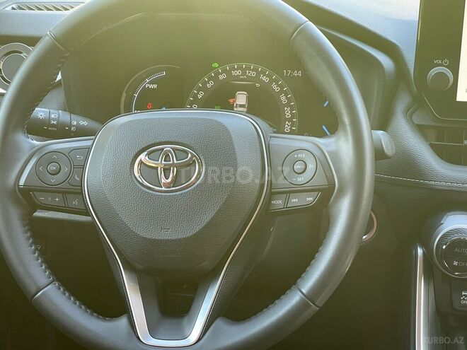 Toyota RAV4 2024, 16,454 km - 2.5 l - Bakı