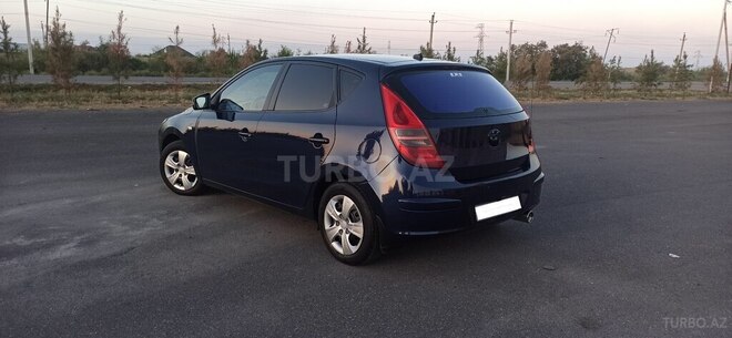 Hyundai i30 2007, 334,000 km - 1.4 l - Zərdab