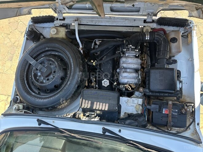 LADA (VAZ) Niva 2007, 22,000 km - 1.7 l - Yardımlı