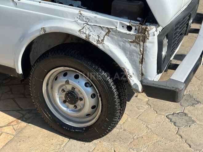 LADA (VAZ) Niva 2007, 22,000 km - 1.7 l - Yardımlı