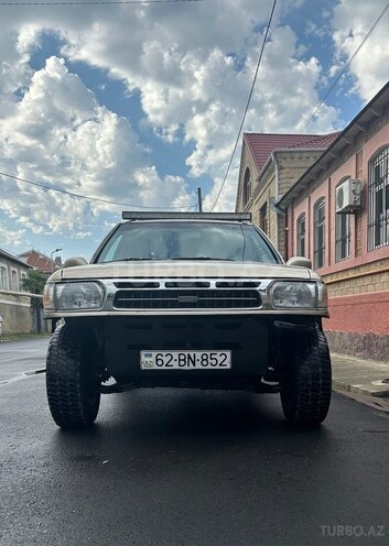 Nissan Pathfinder 1998, 212,222 km - 3.3 l - Zaqatala