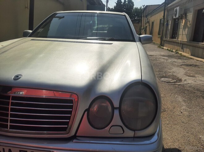 Mercedes E 200 1997, 363,000 km - 2.0 l - Bakı