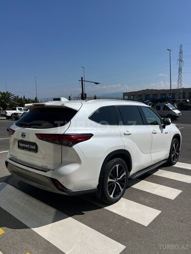 Toyota Highlander-4