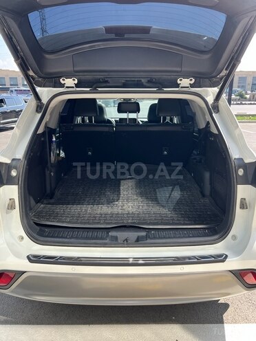 Toyota Highlander-7