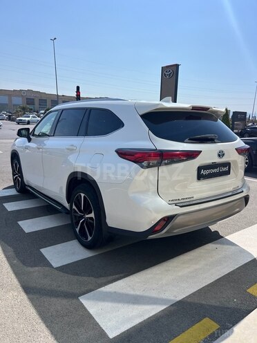 Toyota Highlander-6