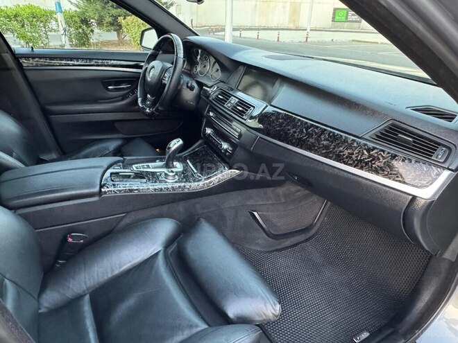 BMW 528-9