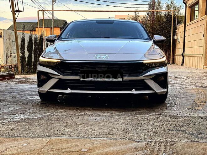 Hyundai Elantra 2024, 25,500 km - 1.5 л - Bakı