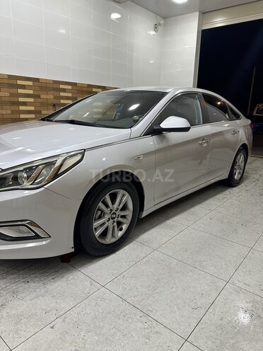 Hyundai Sonata-3