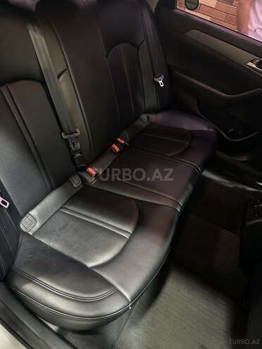 Hyundai Sonata-7