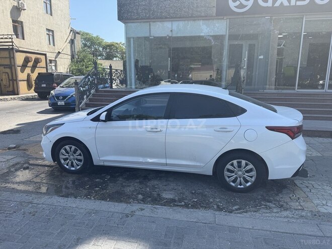 Hyundai Accent 2018, 193,121 km - 1.6 l - Bakı