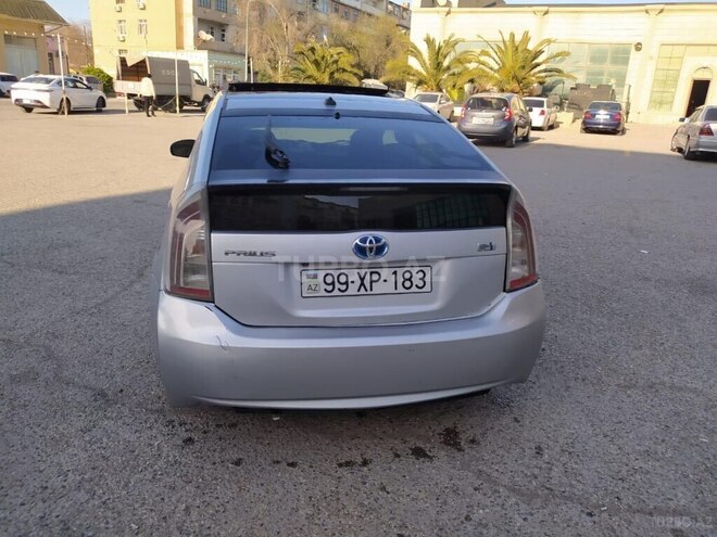 Toyota Prius 2013, 321,869 km - 1.8 л - Bakı