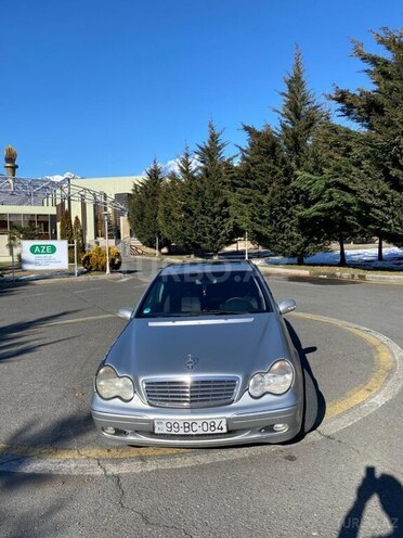 Mercedes C 180 2001, 324,615 km - 1.8 l - Qax