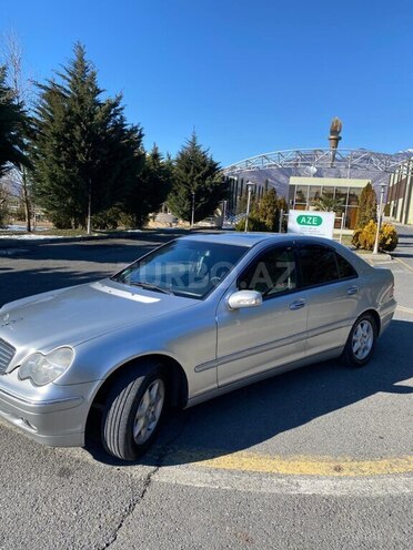 Mercedes C 180 2001, 324,615 km - 1.8 l - Qax