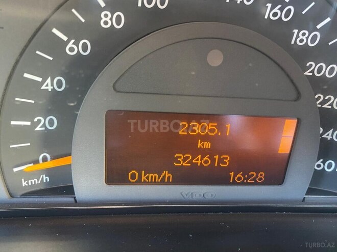 Mercedes C 180 2001, 324,615 km - 1.8 l - Qax