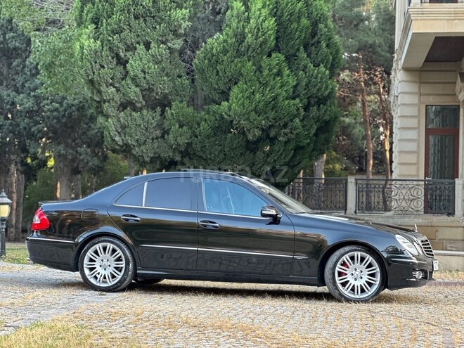 Mercedes E 320 2002, 268,100 km - 3.2 l - Bakı
