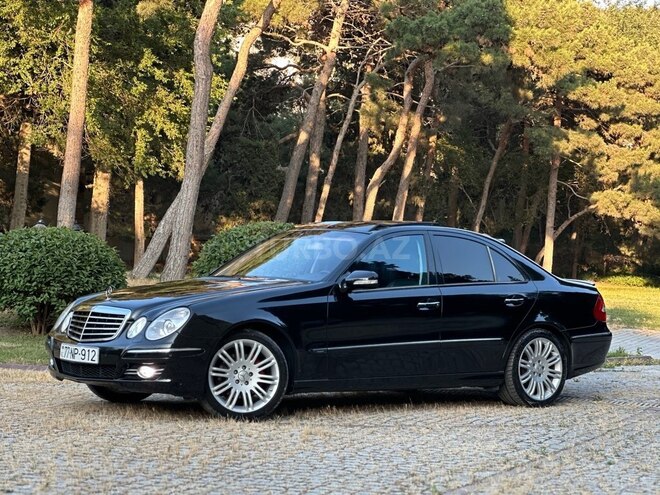 Mercedes E 320 2002, 268,100 km - 3.2 l - Bakı
