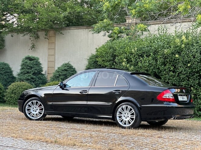 Mercedes E 320 2002, 268,100 km - 3.2 l - Bakı