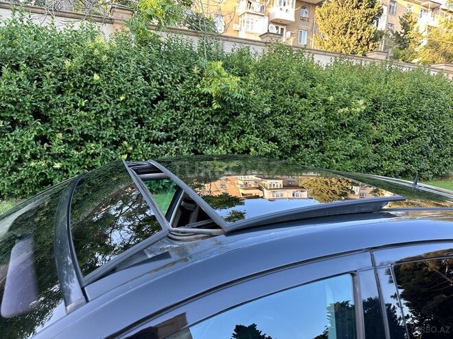 Mercedes E 320 2002, 268,100 km - 3.2 l - Bakı