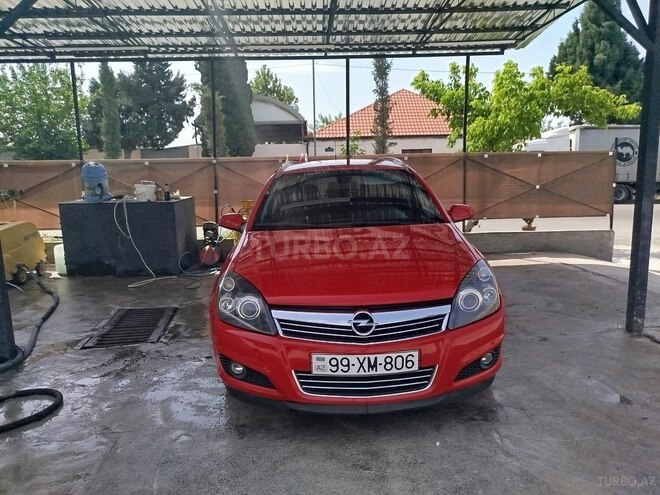 Opel Astra 2009, 215,000 km - 1.4 l - Gəncə