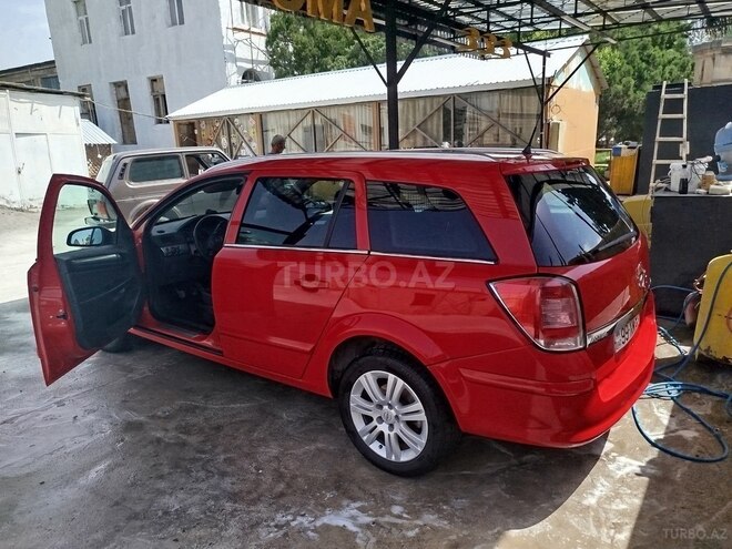 Opel Astra 2009, 215,000 km - 1.4 l - Gəncə