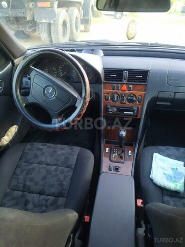 Mercedes C 180 1999, 235,000 km - 1.8 л - Bakı