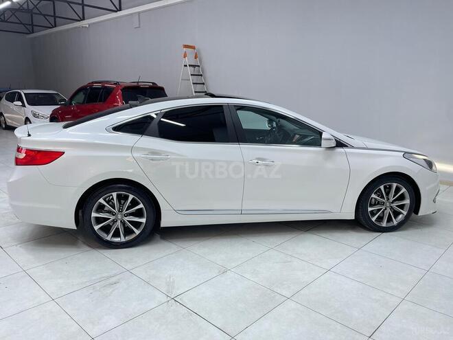 Hyundai Grandeur-11