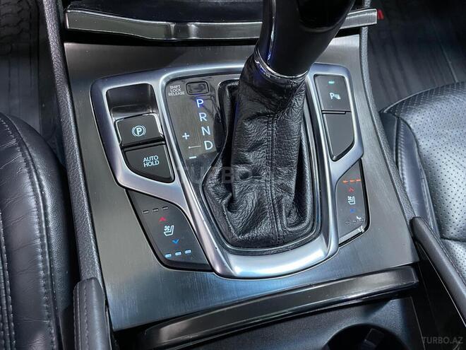 Hyundai Grandeur-16